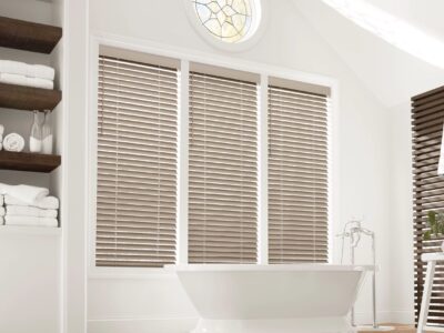 2020_EW_LR_Textured_Bathroom
